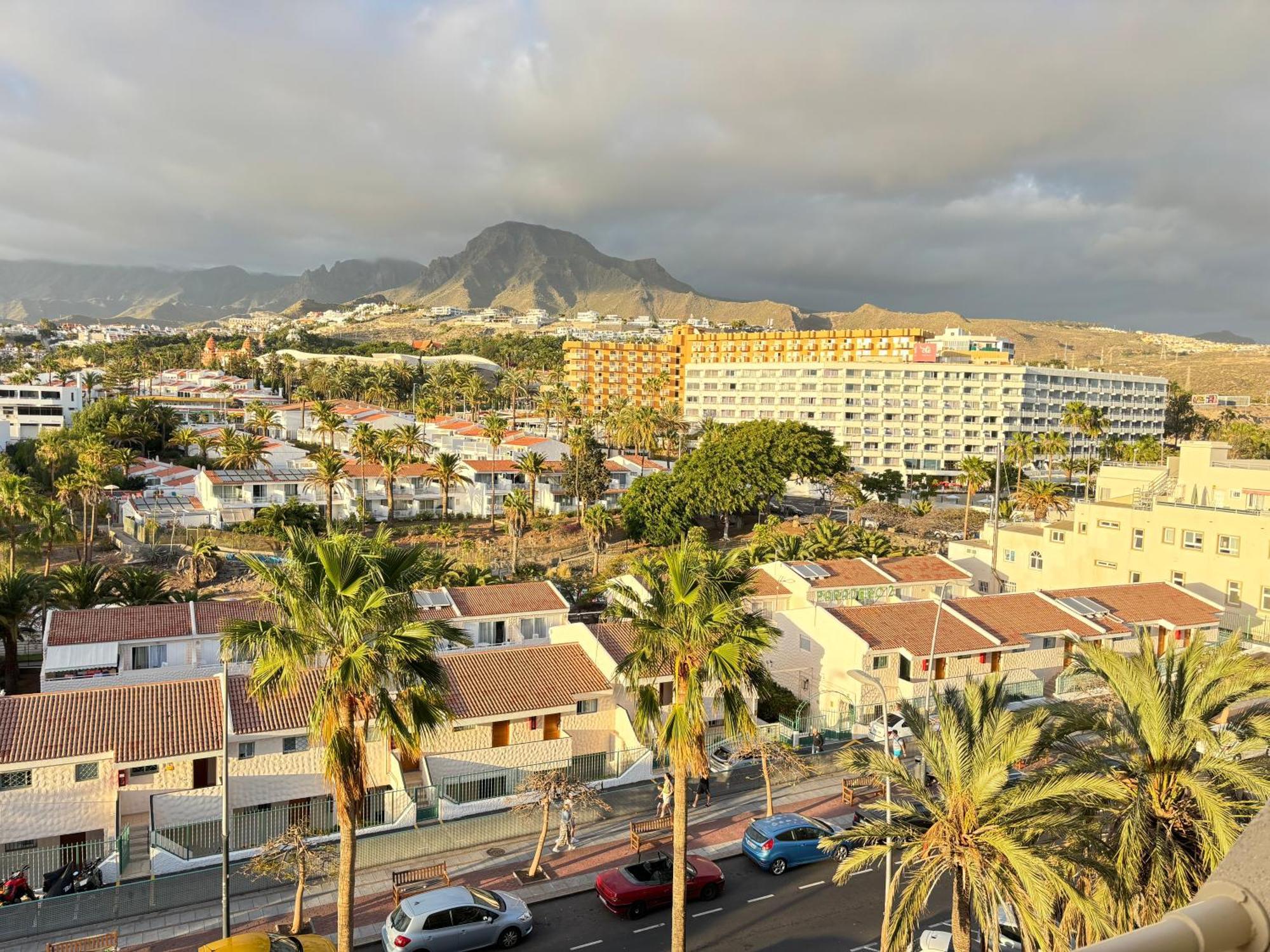 Comfortable Apartment In The Heart Of Las Americas Playa de las Americas  Exterior foto